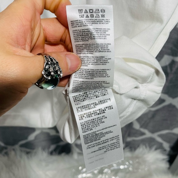 NWT Men’s X-Small New Balance Athletics Psych Varsity Tee In White/Black/Green - Picture 12 of 15